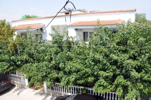 villamouries