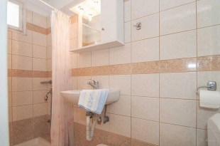 vourtoura9
